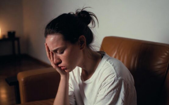 Donna stressata