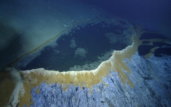 lago sottomarino Jacuzzi of Despair Brine Pool 1200x676 1