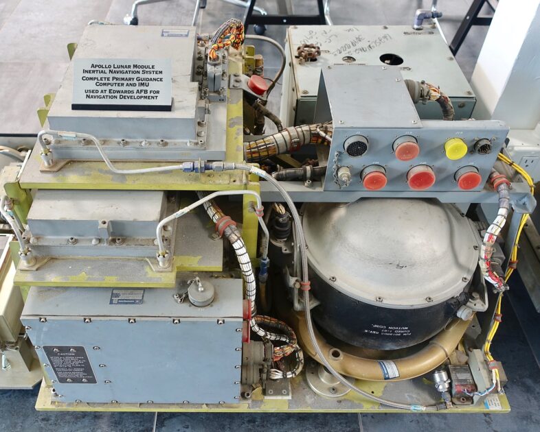 L'Apollo Guidance Computer, il computer di bordo delle missioni Apollo